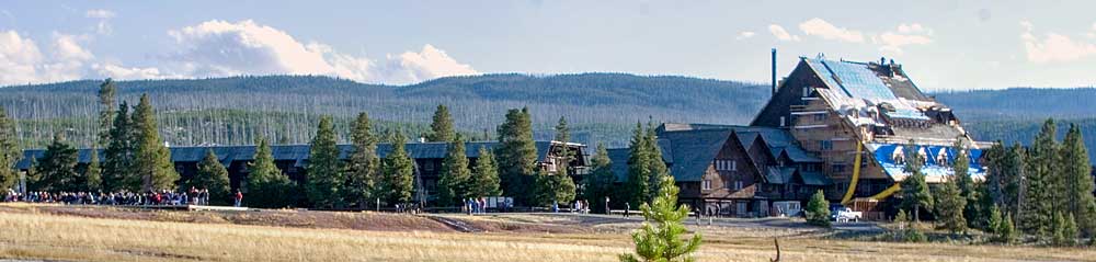 Read more about the article Yellowstone National Park, WY – Old Faithful (2005)