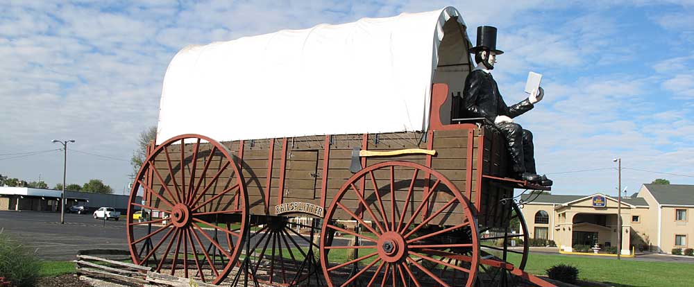 You are currently viewing World’s Largest Covered Wagon, Lincoln IL (Sep, 2015)