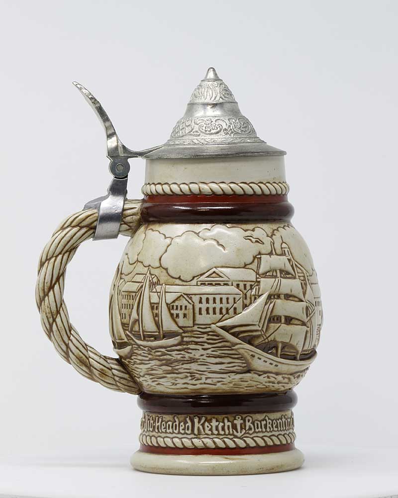 You are currently viewing 1977 Avon Tall Ships Stein
